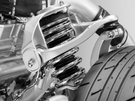 Tiến hành kiểm tra, thay thế, bảo dưỡng bộ giảm xóc từ 48.000 đến 64.000km