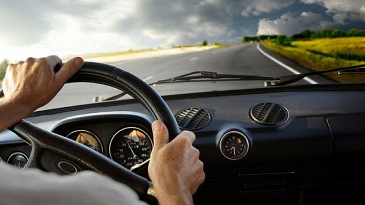 Vô lăng bị rung lắc là dấu hiệu chân máy gặp hư hỏng
