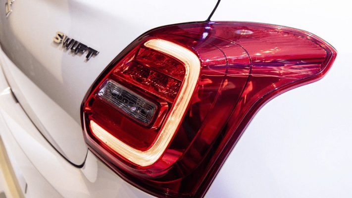 Mua Đèn Hậu Suzuki Ertiga Chính Hãng Tại VHP Auto