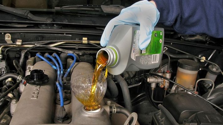 Thay dầu động cơ