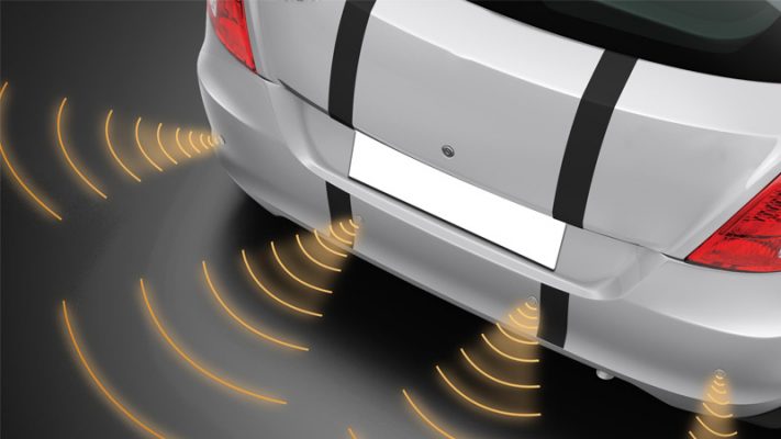 Cảm biến lùi trên ô tô