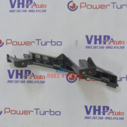 157-nep-cai-ba-do-soc-trong-truoc-phai-suzuki-vitara-2016-71734-54p00-000-c