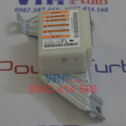 67-hop-dieu-khien-tui-khi-suzuki-ertiga-2019-38910m72r00-38910-73r00-000-b