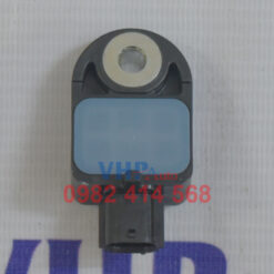 84-cam-bien-va-cham-dau-xe-suzuki-celerio-2017-38930m79m00-38930-84m00-000-b